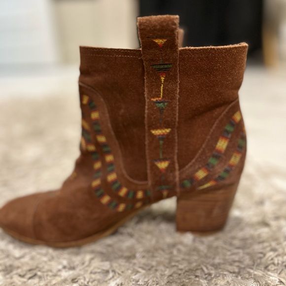 Booties - Picture 5 of 8